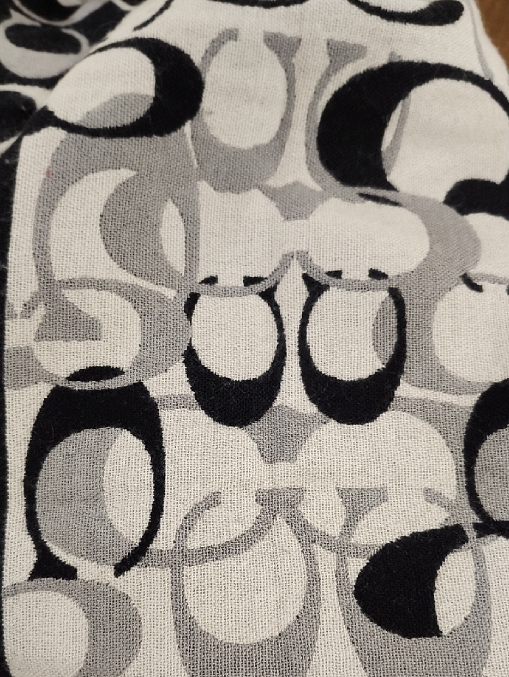 Coach Merino Wool Scarf in Black and Gray - Picture 4 of 5